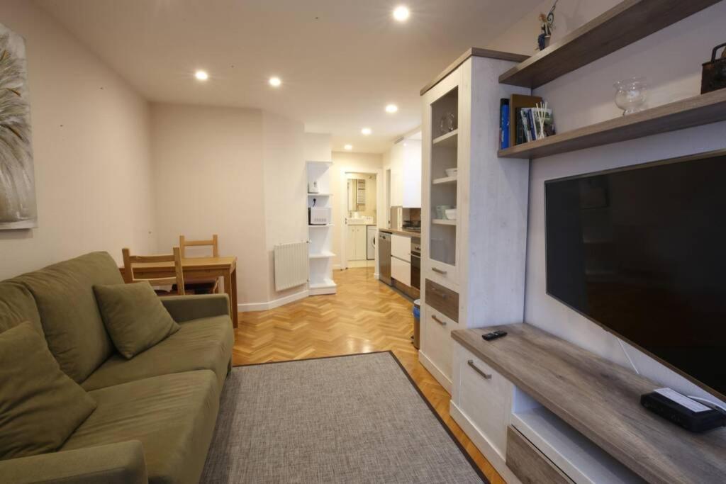 Apartamento Oviedo Las Palomas Eksteriør bilde